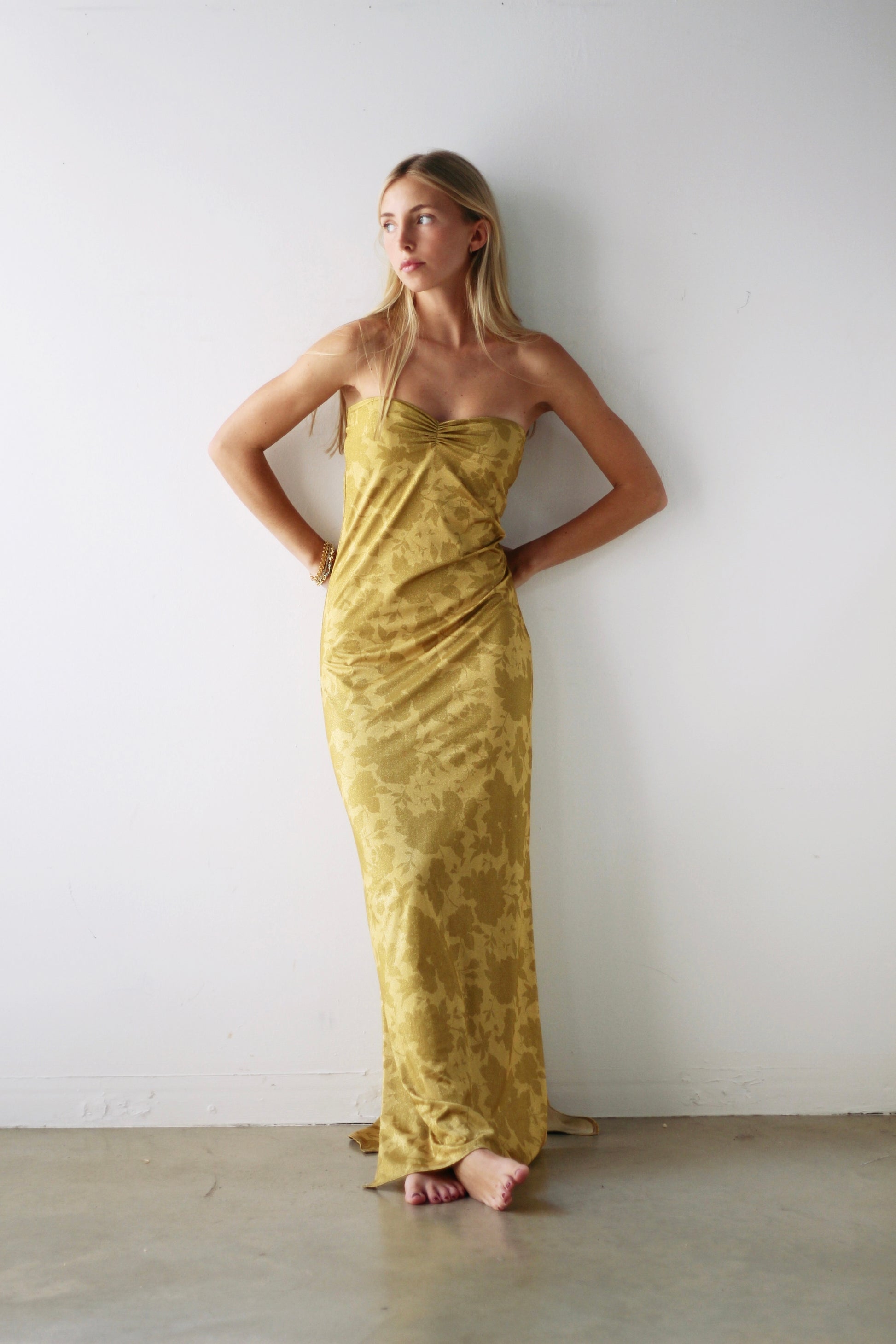 Bellini long dress in Gold