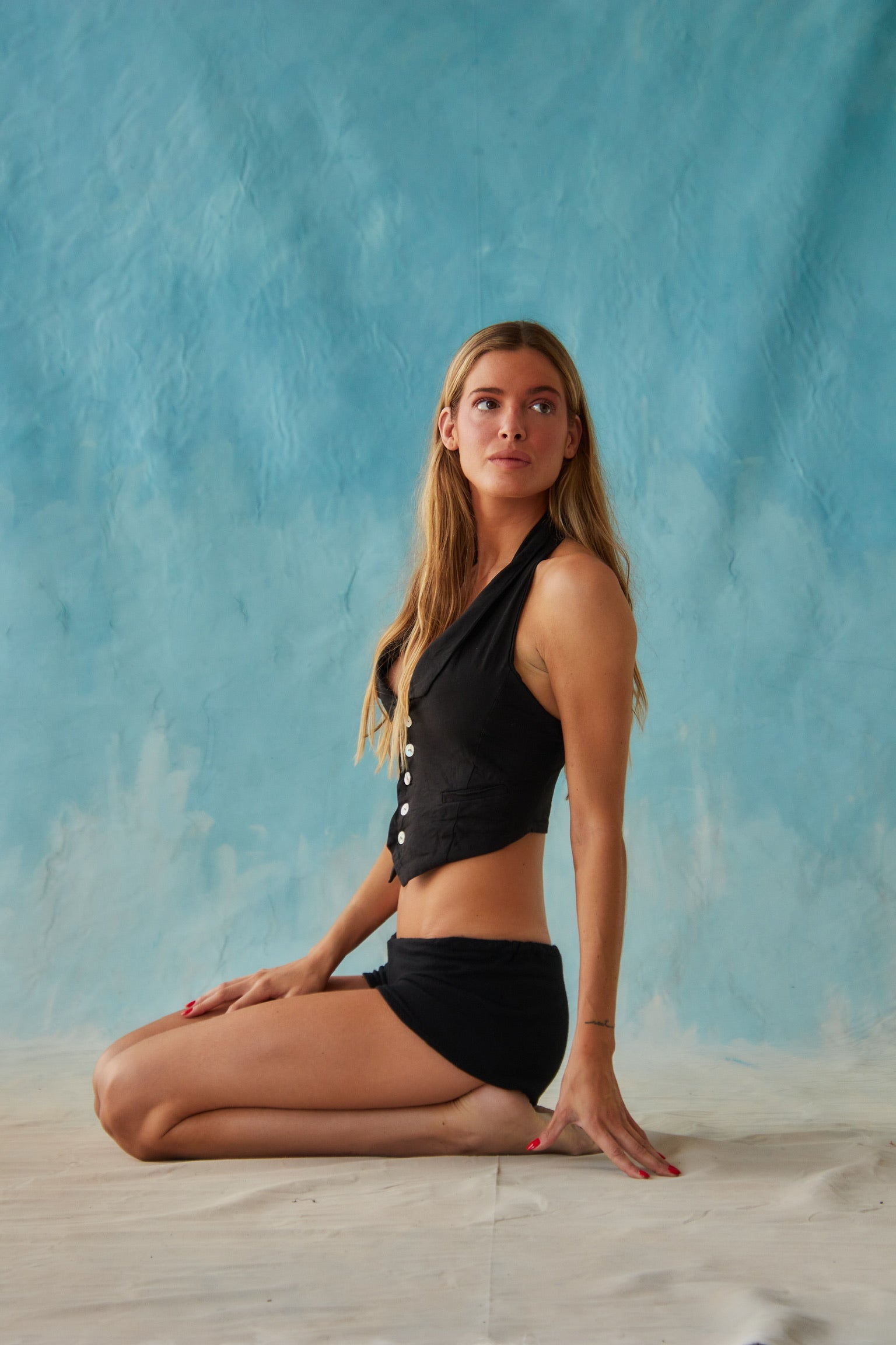 Gabriela Vest - Black