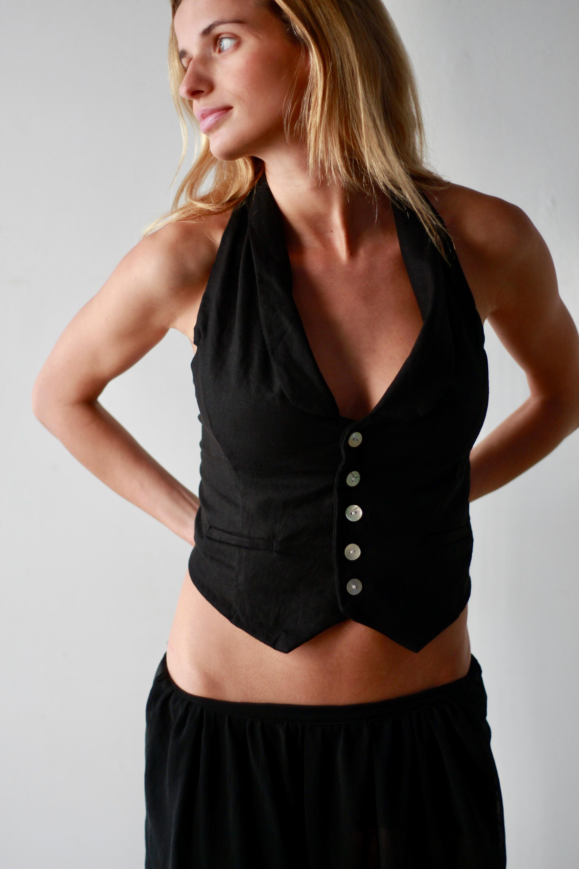 Gabriela Vest - Black
